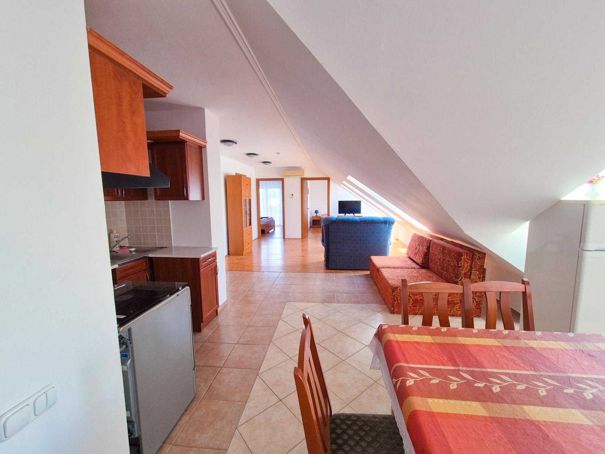 Ildiko Apartmanhaz Zamardi Luaran gambar