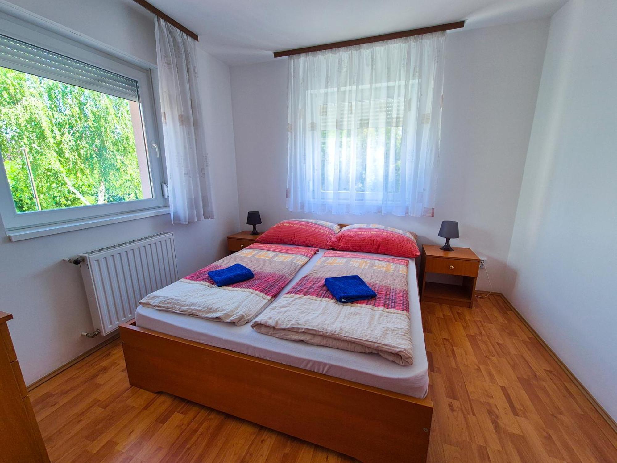 Ildiko Apartmanhaz Zamardi Luaran gambar