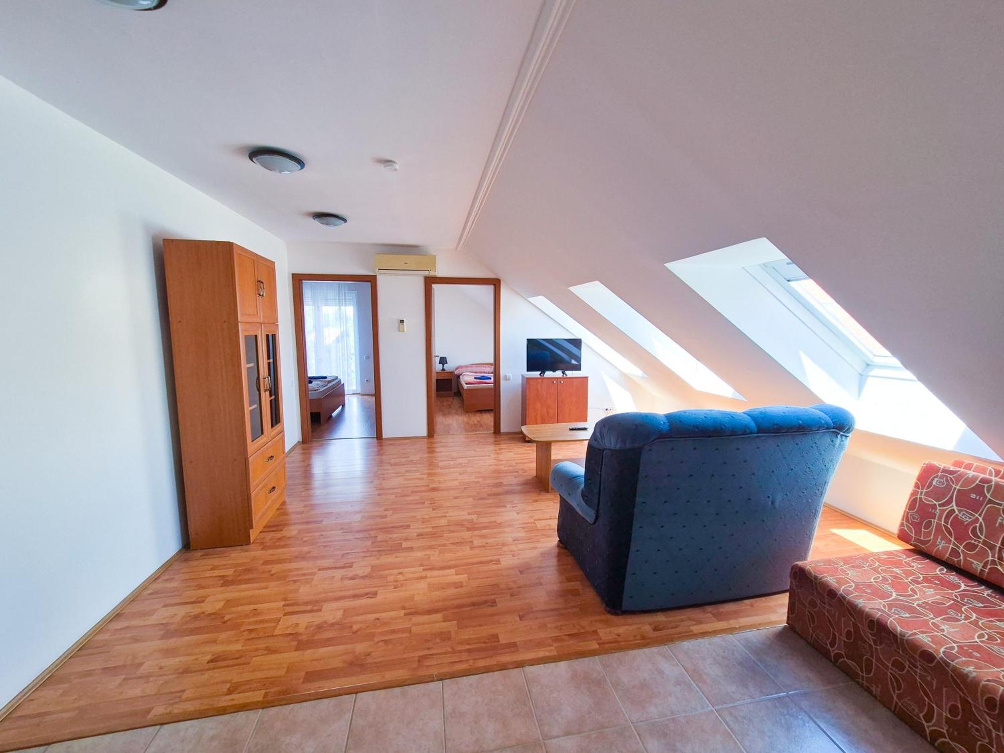 Ildiko Apartmanhaz Zamardi Luaran gambar