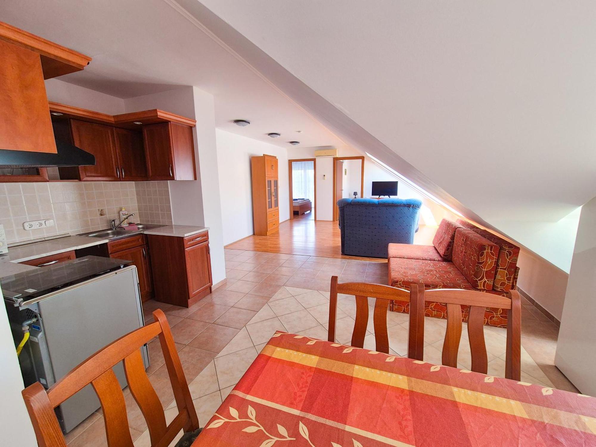 Ildiko Apartmanhaz Zamardi Luaran gambar