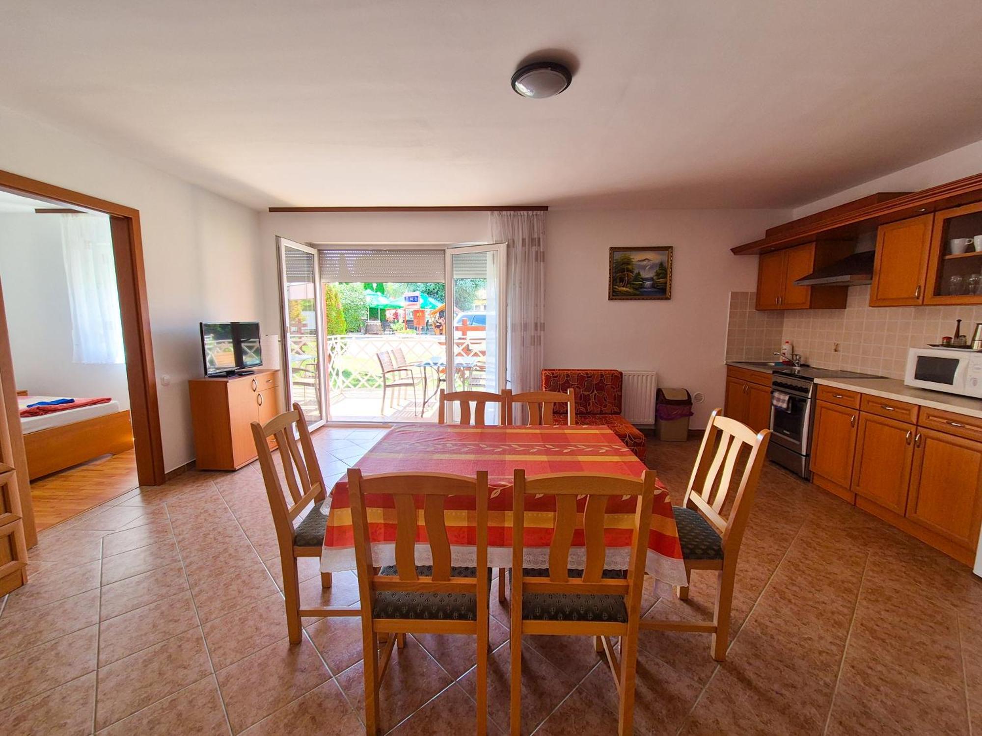 Ildiko Apartmanhaz Zamardi Luaran gambar